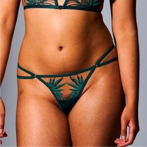 Thistle and Spire Emerald and Biscotti Embroidered Brooklyn Haze Thong Size 3X